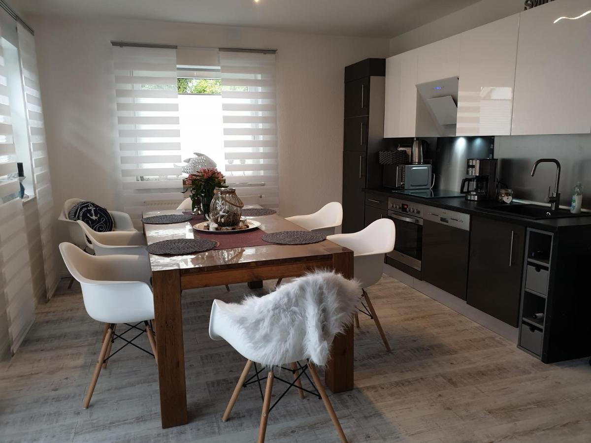 Ferienhaus Ostseeblick Ruegen 萨斯尼茨 外观 照片