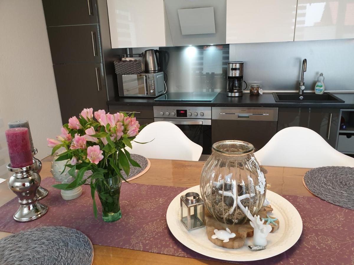 Ferienhaus Ostseeblick Ruegen 萨斯尼茨 外观 照片